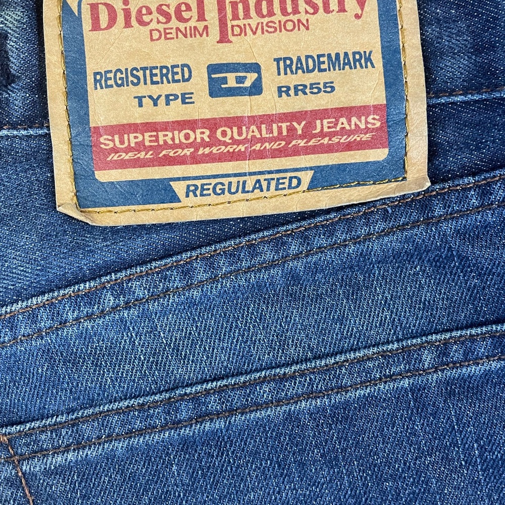 Diesel Indigo Men's Straight Jeans - Picture 11 of 16
